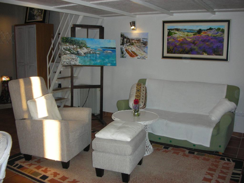 Apartment Croatia Art ตราสนิสเซ ห้อง รูปภาพ