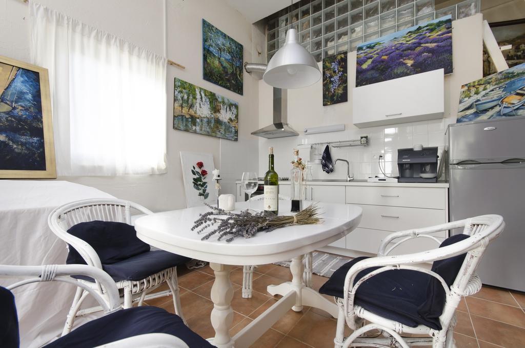 Apartment Croatia Art ตราสนิสเซ ห้อง รูปภาพ