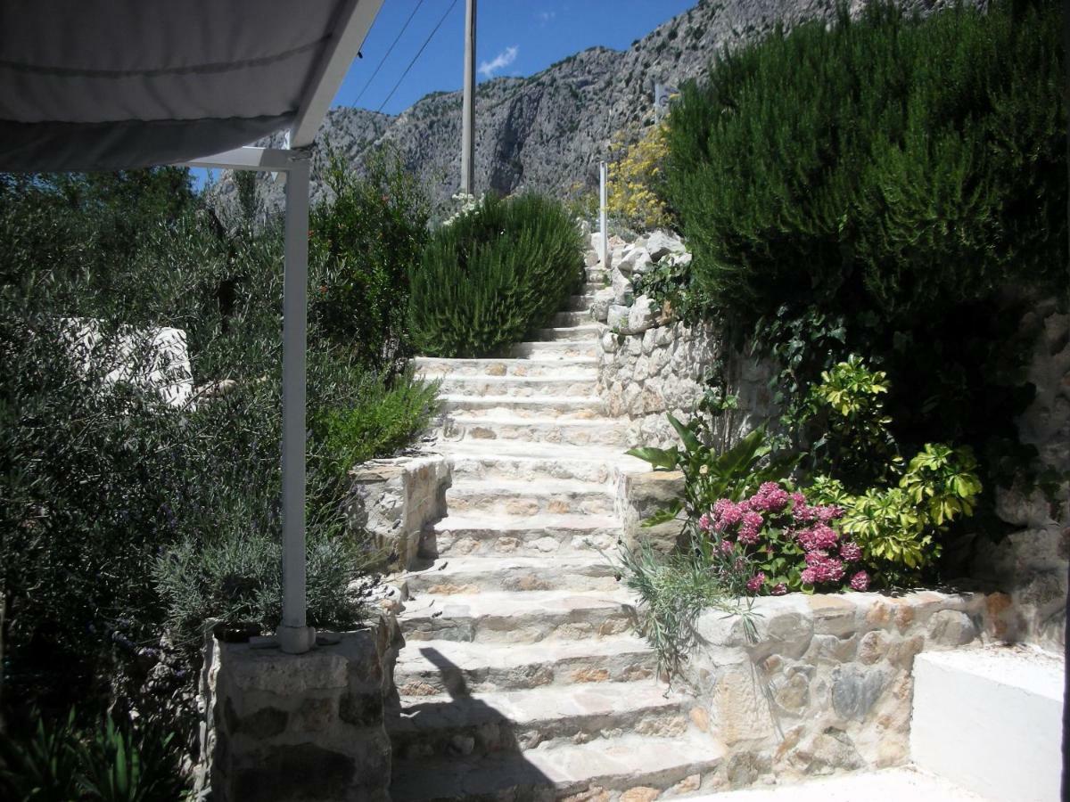 Apartment Croatia Art ตราสนิสเซ ภายนอก รูปภาพ